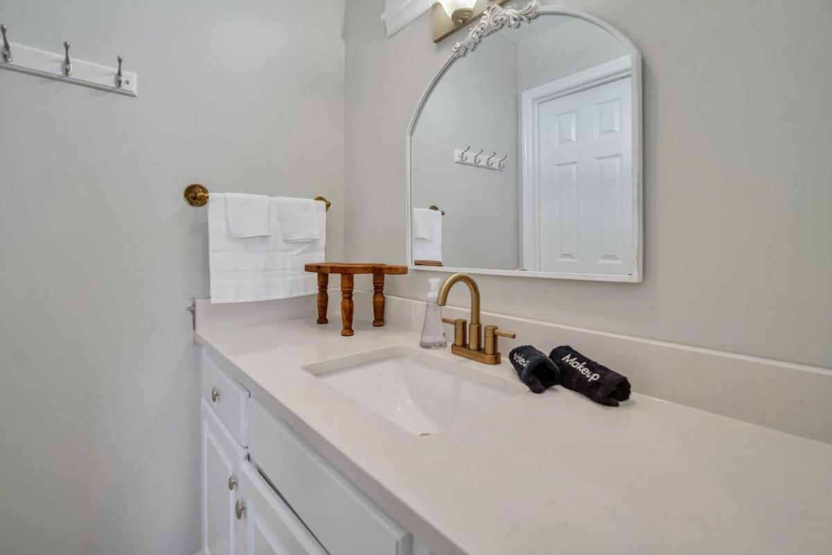 Freedom'S Flight - The Post Lofts Apartment Statesboro Bagian luar foto