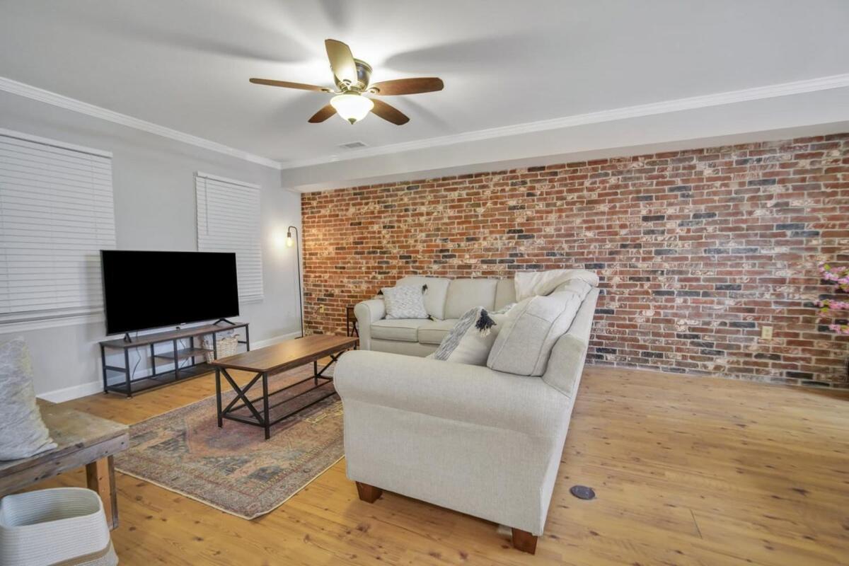 Freedom'S Flight - The Post Lofts Apartment Statesboro Bagian luar foto